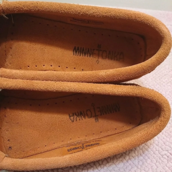 Minnetonka women's size 7 mocassins slip ons 407 S Orange/Rust color - Picture 8 of 12